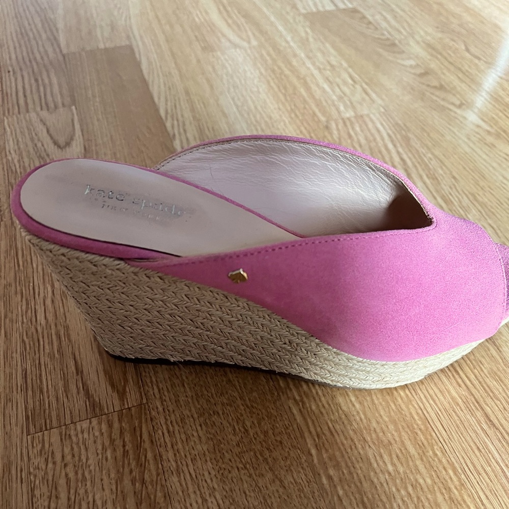 Kate Spade pink wedge shoes. Like new condition.